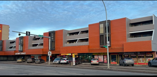 Building Photo - 12813-12866 66 St NW Unit GT-302