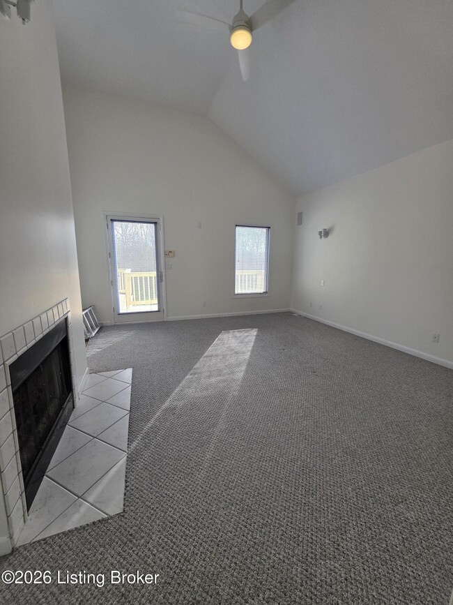 Photo - 2728 Taylorsville Rd