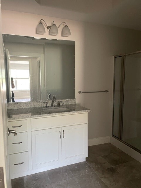 Photo - 477 Greenside Way