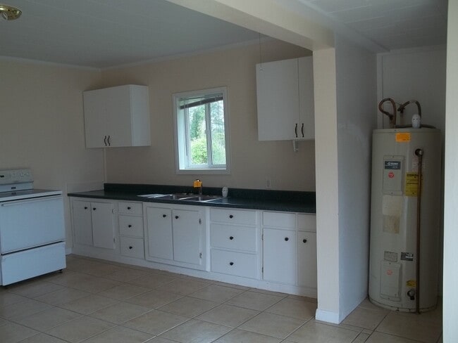 Photo - 927 W Schley St