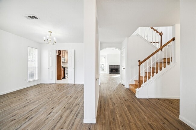 Photo - 4910 Sterling Crossing