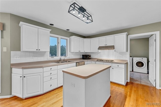Photo - 98 San Fernando Ln