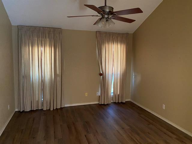 Photo - 8208 Willow Glen Ct