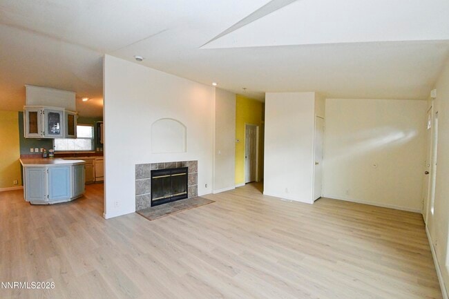 Photo - 10740 Geurts Ln