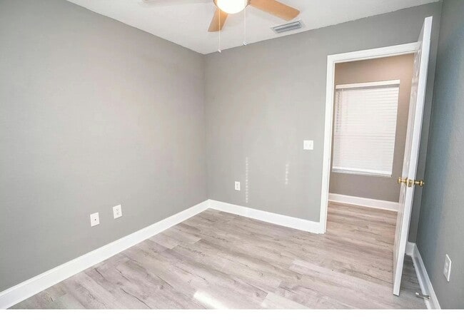Photo - 2920 E Columbus Dr Unit 2