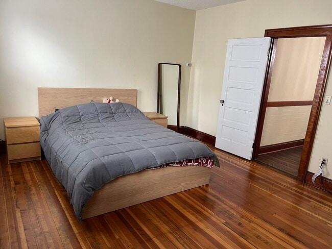 Photo - 122 Clinton St Unit #2