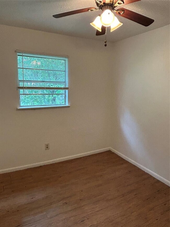 Photo - 1107 Pine St