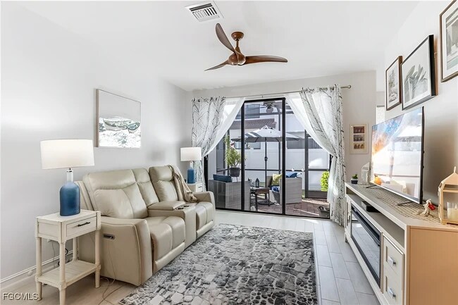 Livingroom - 15851 Portofino Springs Blvd