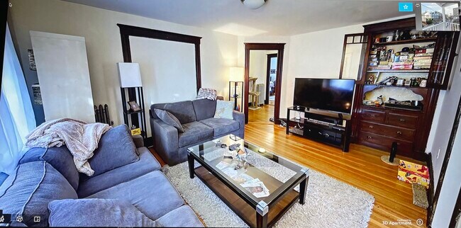 Photo - 18 Bond St Unit #2