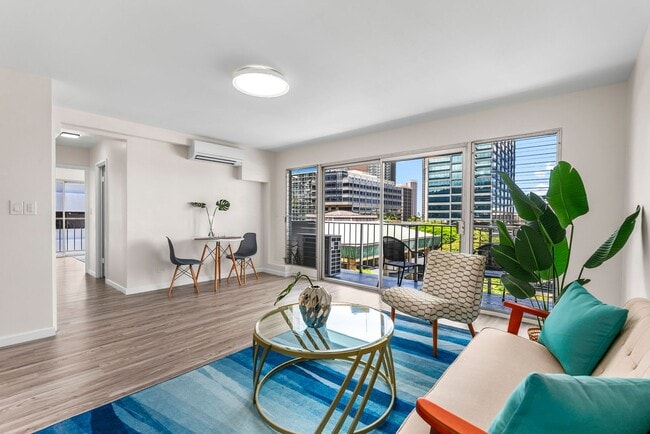 Building Photo - Coty Tower 703