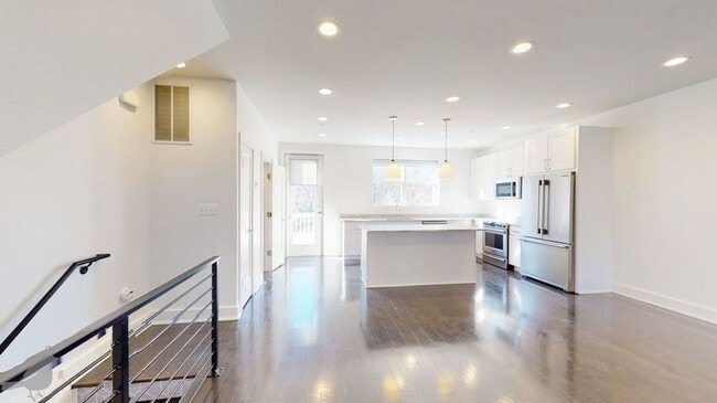Photo - 3306 9th St NE