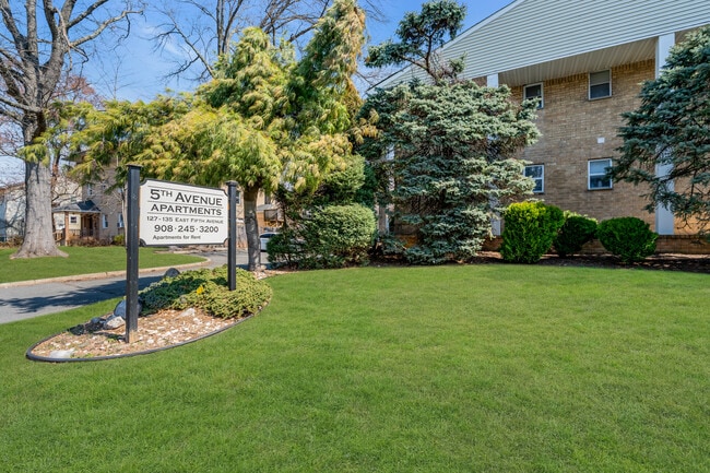 5th Avenue Apartments