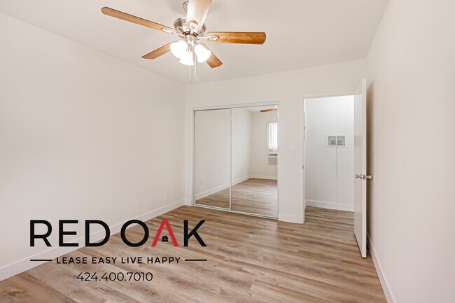 Photo - 5130 Yarmouth Ave Unidad 32