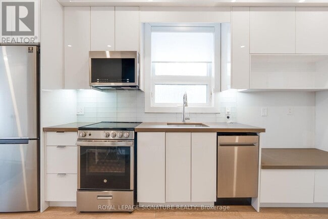 Photo - 17 Claremont St