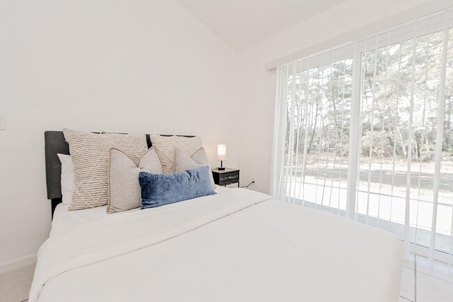 Photo - 16600 SW 50th Cir