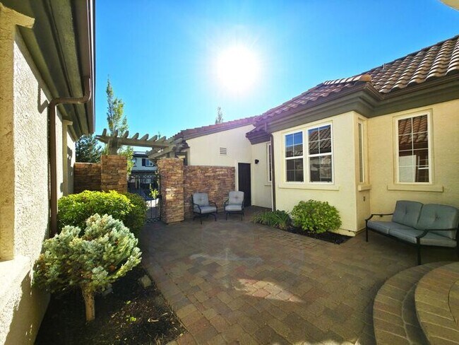 Photo - All-Inclusive Executive Luxury in Somerset...