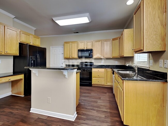 Photo - 2738 Seastrand Ln