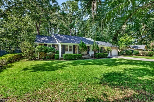 Photo - 1037 Law Ln