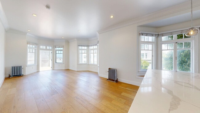 Photo - 1305 Lombard St Unit 1