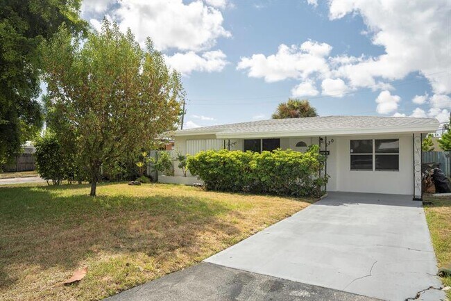 Photo - 530 NE 46th St