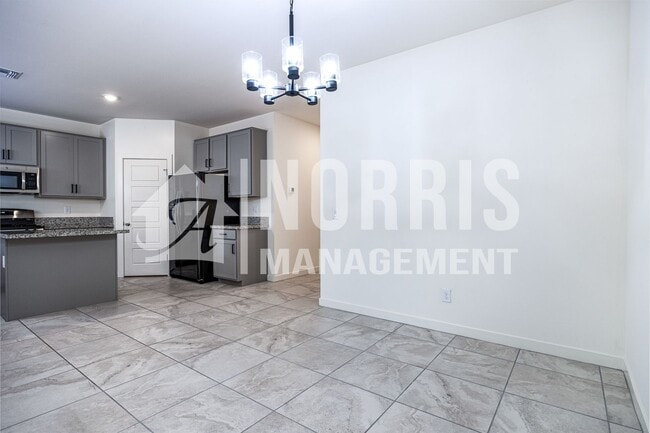 Photo - Immaculate New Home for Rent!