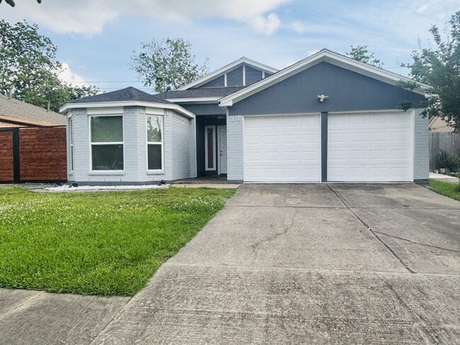 Building Photo - 13323 Carvel Ln