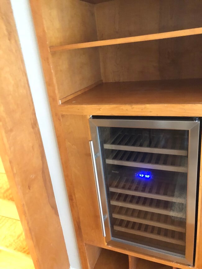 Photo - 270 Hillcrest Rd