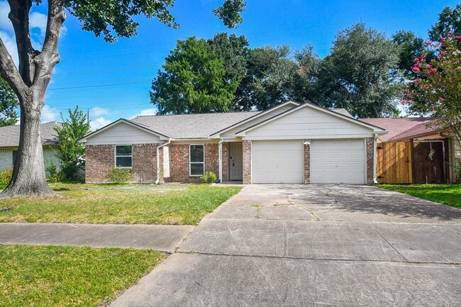 Building Photo - 10442 Norton Dr