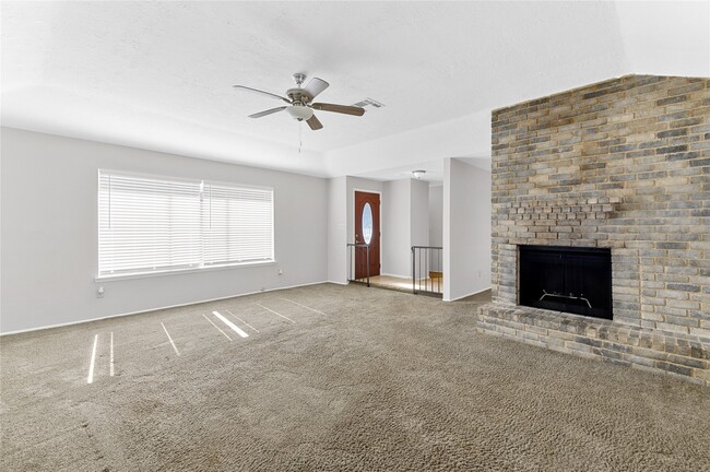 Photo - 442 N Compass Rose Cir