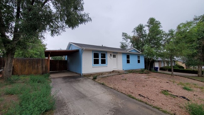 Building Photo - $1850 - 3BR/1BA Recently Updated House in ...