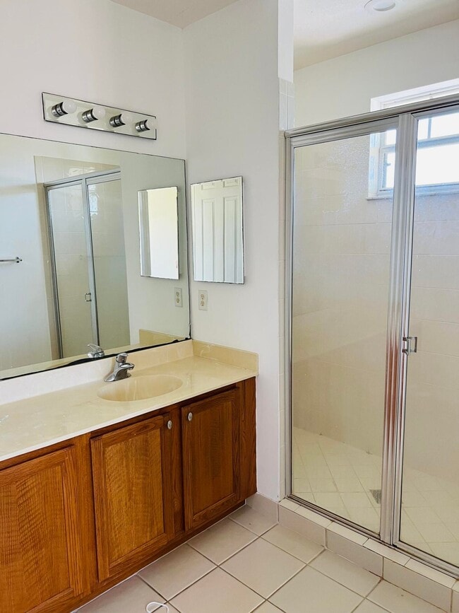 Photo - 441 Amador Ln