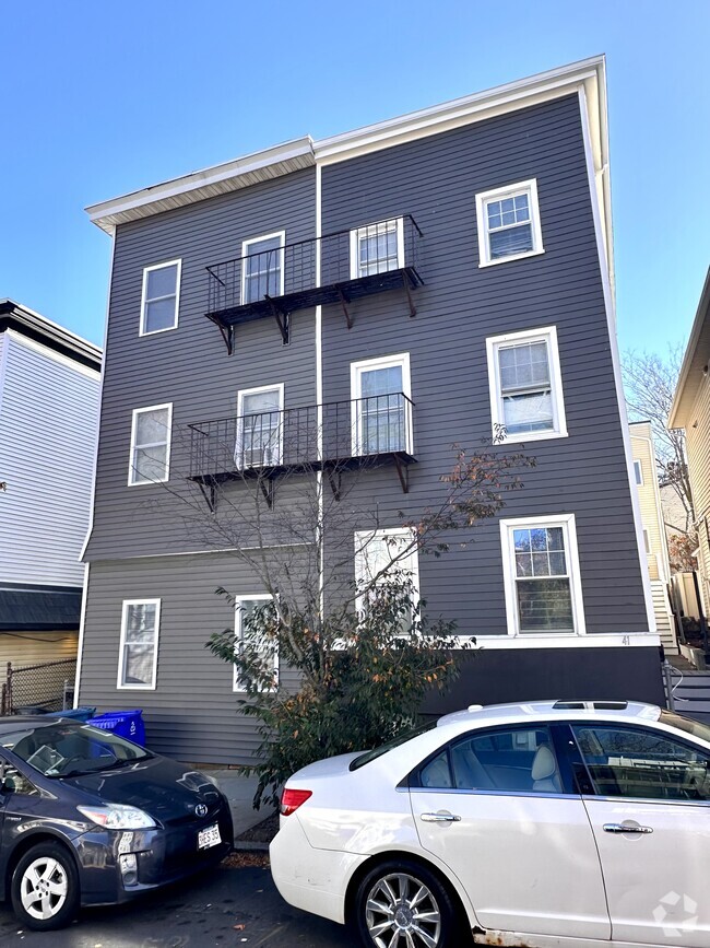 Building Photo - 43 Cottage Street - sold Rental