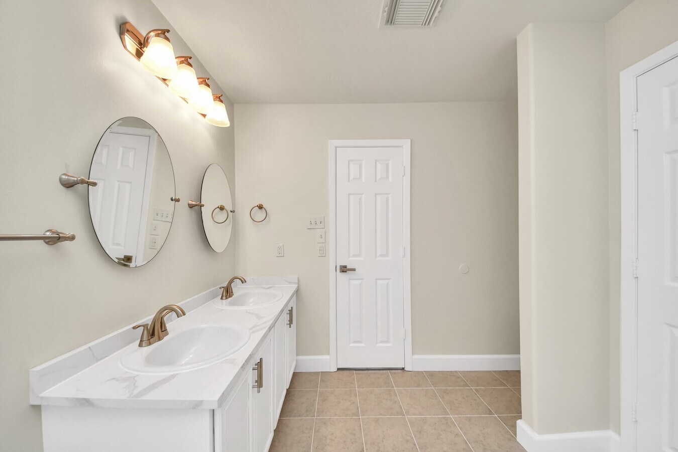 Photo - 18910 Bonners Park Cir