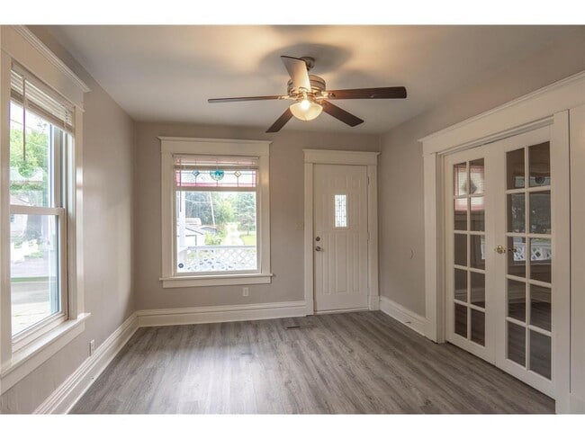 Photo - 1333 E Pacific St