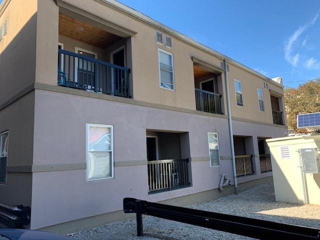 Building Photo - 9 Fern St Unit C