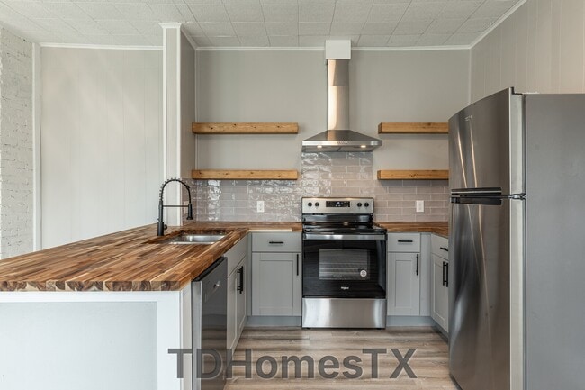 1102 S 11th St Unit 1102