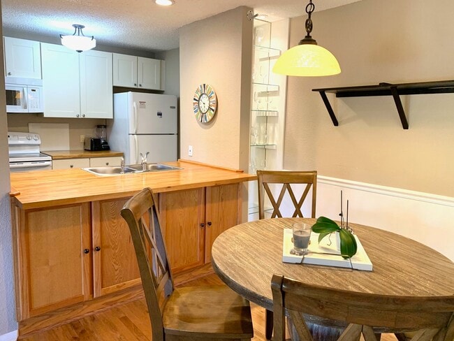 Photo - 1516 Bay Area Blvd Unit S10