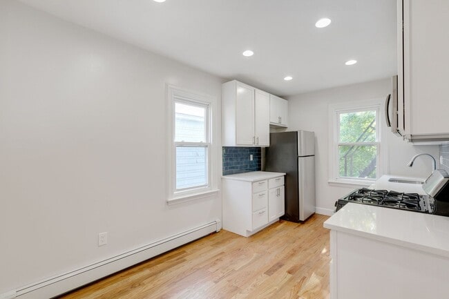 Photo - 161 Ashland Ave
