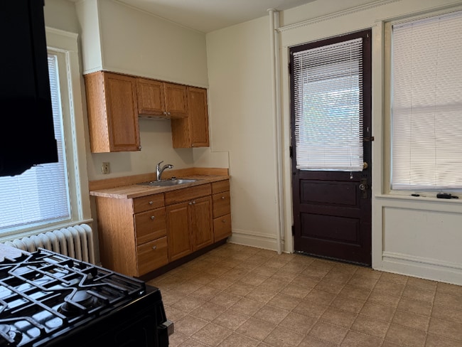 Photo - 1629 W Broad St Unit 2nd flr