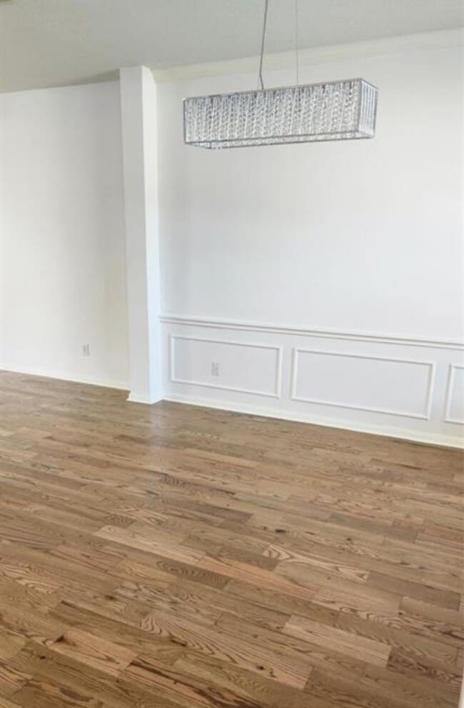 Photo - 6626 Albion Cresent Dr