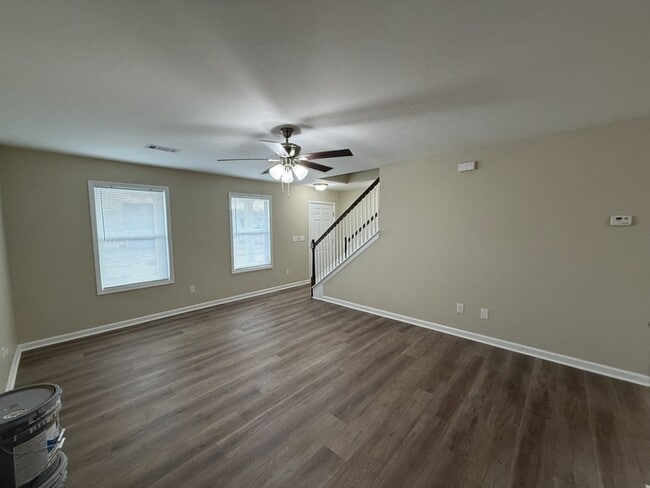 Photo - 153 Charlotte Cir