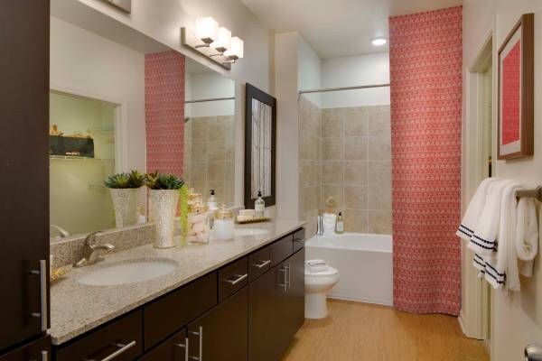 Residences at Lake Park apartments — community photo