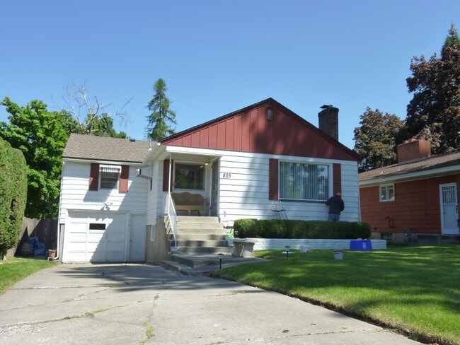 Photo - 825 E 35th Ave