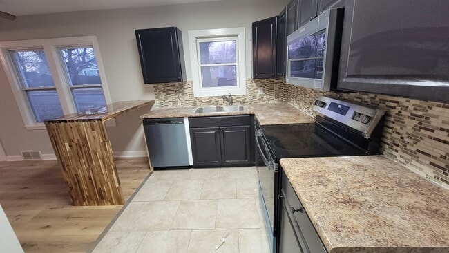 Photo - 1314 Geil Ave