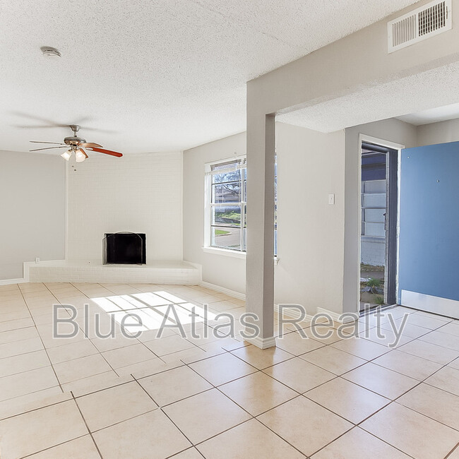 Photo - 5352 Wonder Dr