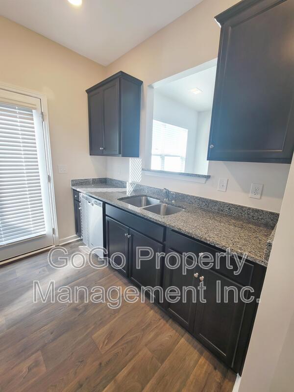 Photo - 1355 Wunder Way
