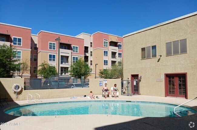 Building Photo - 1014 E Spence Ave Unit 101 Rental