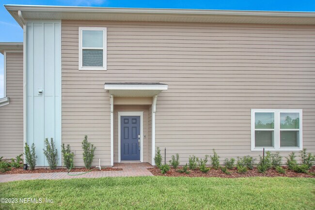 Photo - 348 Rosemont Dr