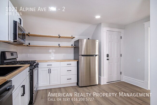 Photo - 1021 Alpine Ave NW Unit 2