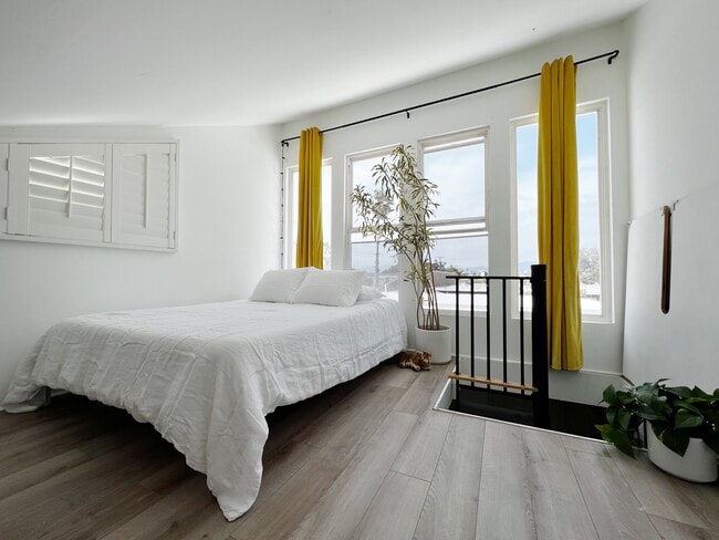 Photo - 2519 4th St Unit Ocean Park